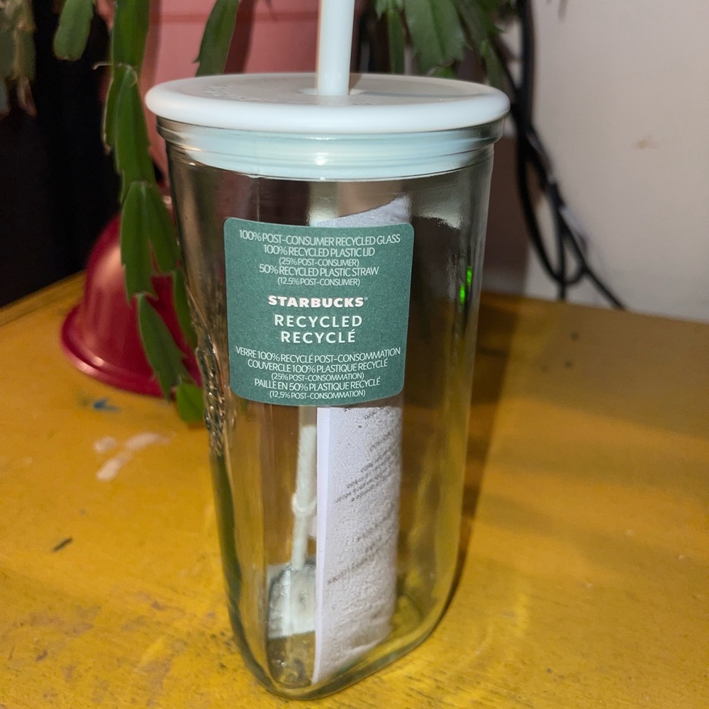 Starbucks ✨2023 Mint Recycled Glass Grande Tumbler Triangle shaped 🌟